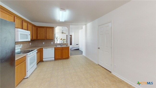 3206 John Porter Dr