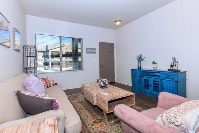 Willow Creek Apartments