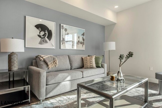 Photo - 8511 15th Ave NW Unidad 402