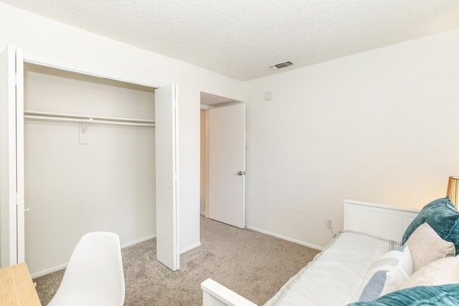 Photo - 2502 Babcock Rd Unit Residence at Medical - 2 Bedroom 1 Bath