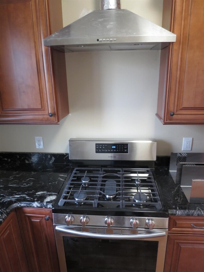 Photo - 1131 Broadway Unit 7