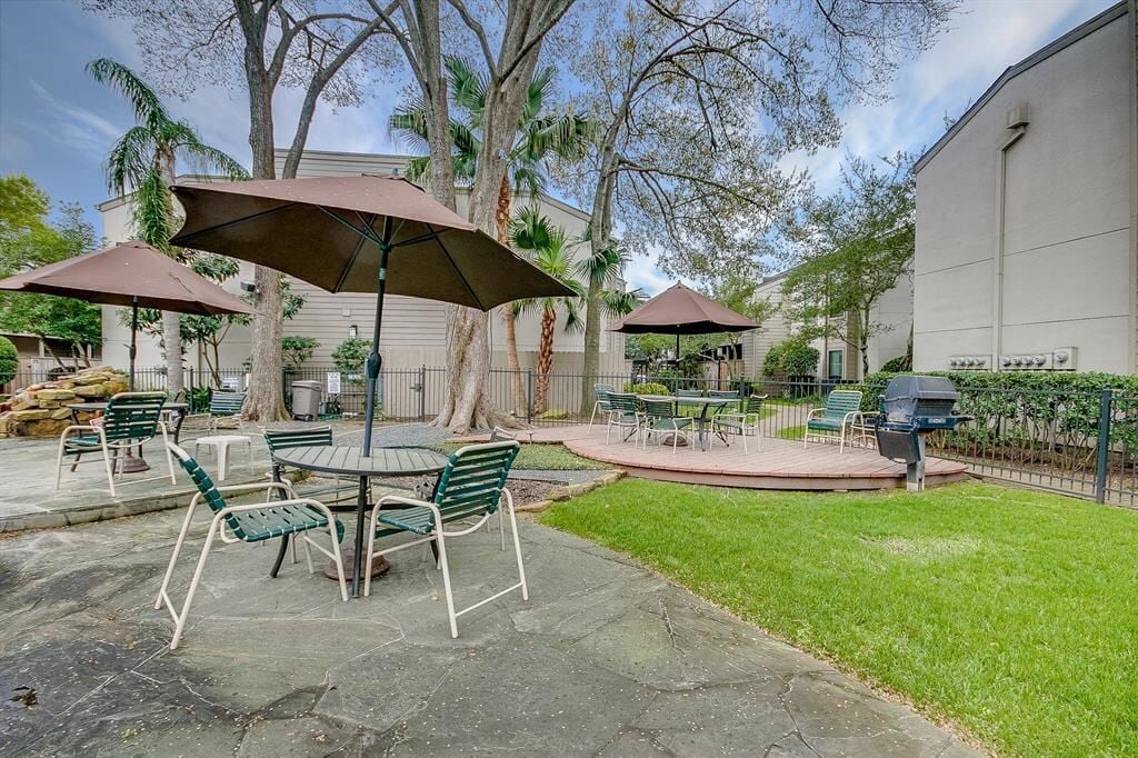 Photo - 1100 Augusta Dr Unit 84