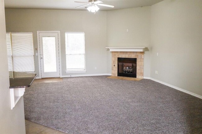 Photo - 2704 NE 129th St