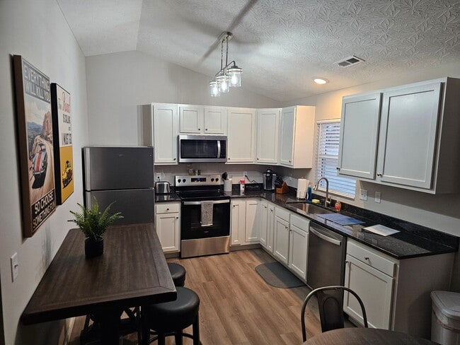 Photo - Vroooom . . . . the ROAD is calling. . . ....