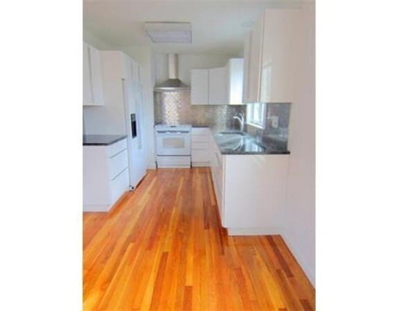 Photo - 285 Hawthorn St Unidad 2