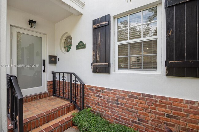 Photo - 3002 Segovia St Unit 3002