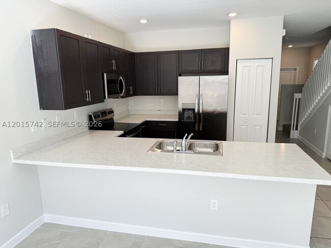 Photo - 1884 SE 27th Rd