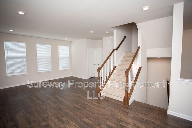 Photo - 13 Verona Ln