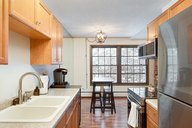 Photo - 1008 Westbrooke Way Unit 6