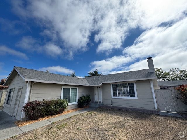 Building Photo - 7415 Circle Dr Rental