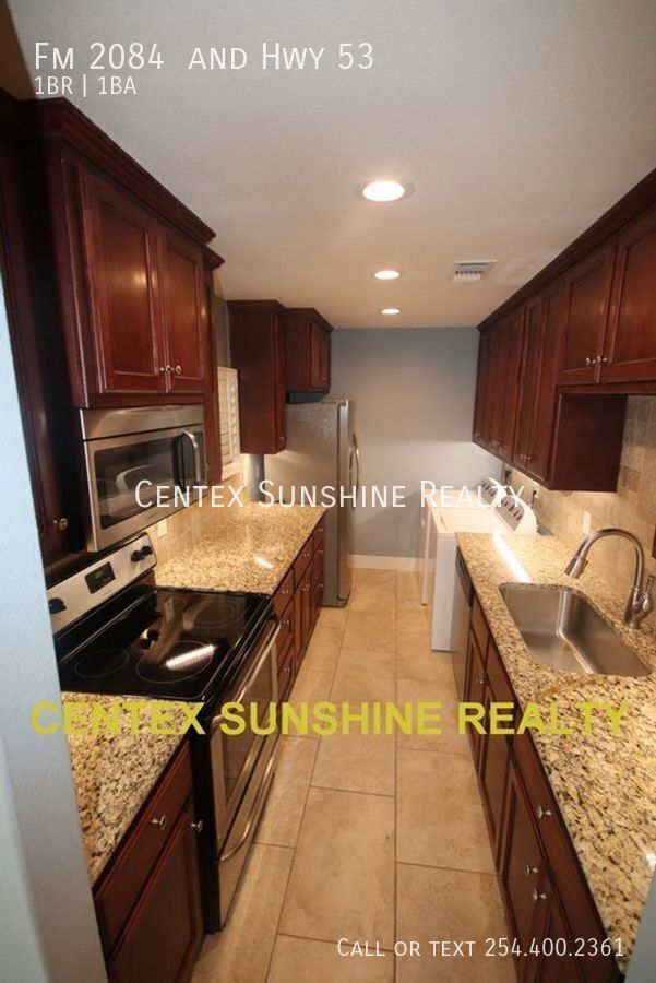 Building Photo - 13120 Farm-To-Market 2086 Rental