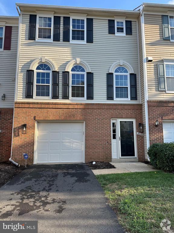 Building Photo - 20180 Hardwood Terrace Rental