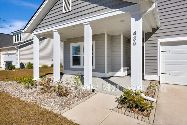 Photo - 436 Richfield Wy