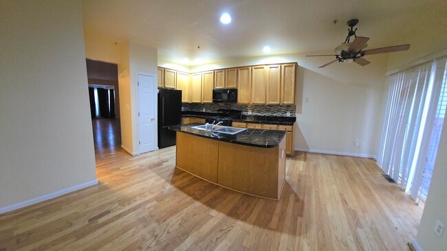 Photo - 8229 Shooting Star Ln