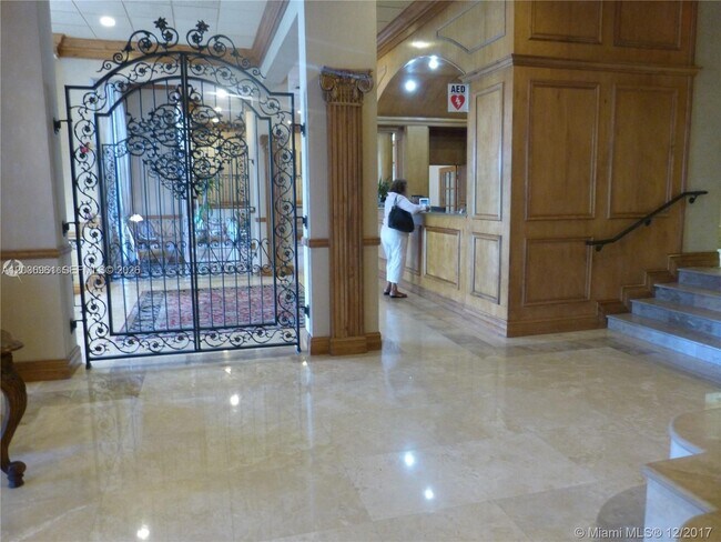Building Photo - 4280 Galt Ocean Dr Unit 3G