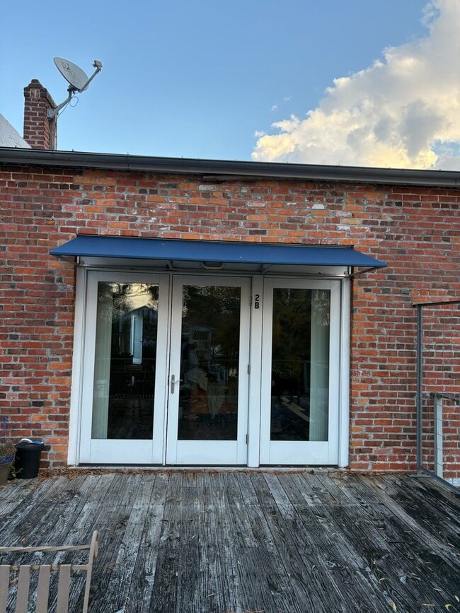 Building Photo - 103 S Main St Unit 103 S. Main Street 2A