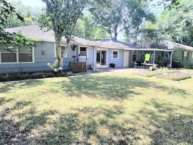 Photo - 5559 Aspen St