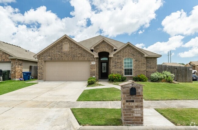 Building Photo - 3042 Besterio Dr Rental