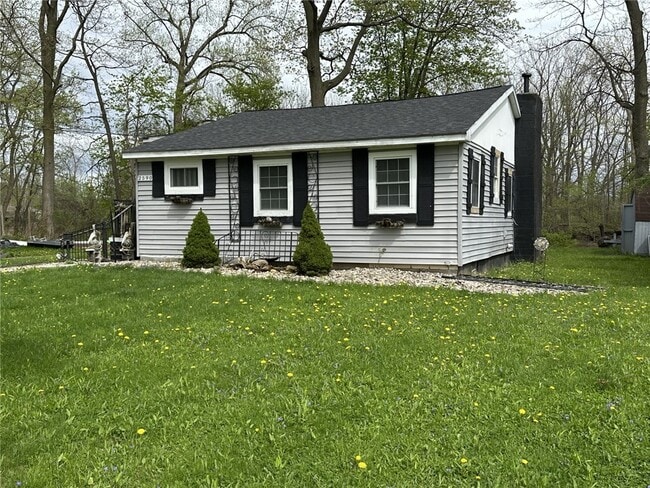 2590 Scottsville Rd