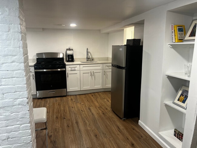 Photo - 42 Lincoln St Unidad G