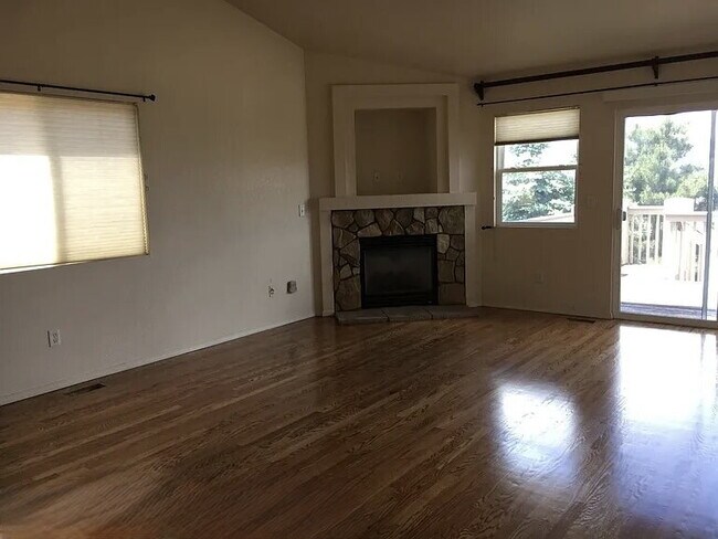 Photo - Spacious 4 bedroom Ranch home in Pine Creek with views