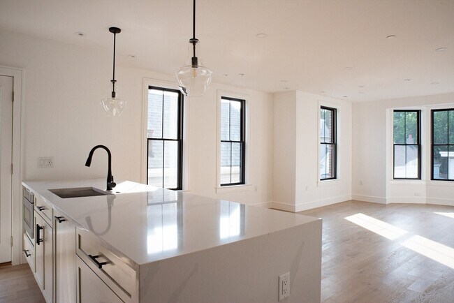 Photo - 57 Saratoga St Unidad 4