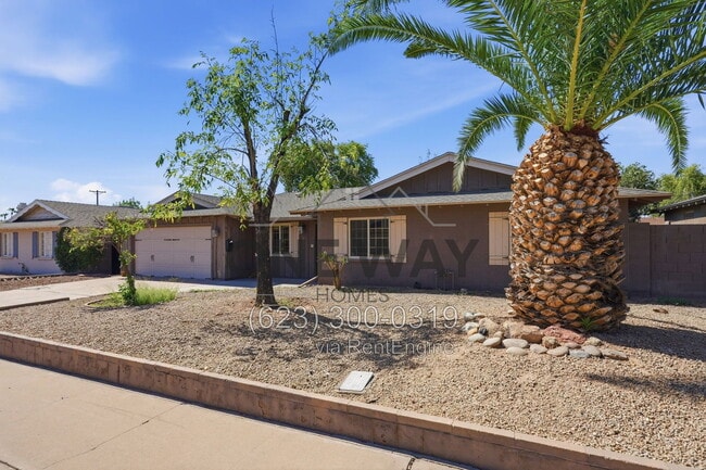 Photo - 6905 E Hubbell St
