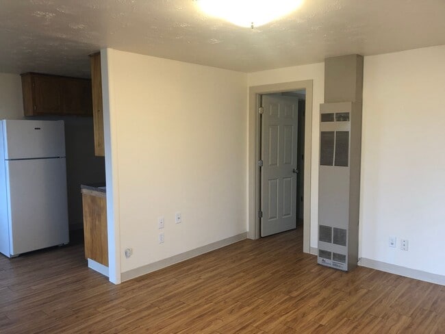 Photo - Surrounded by Nature, Close to Town! Unit gore37136