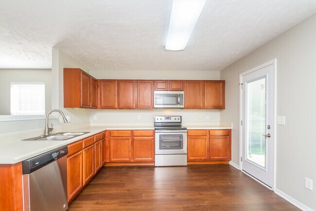 Photo - 5328 Skip Jack Dr