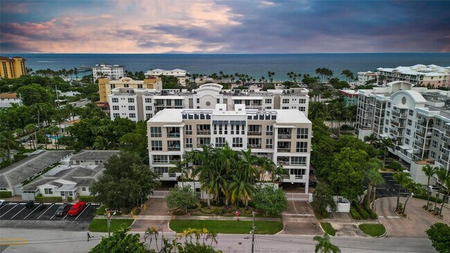 Photo - 120 SE 19th Ave Condo Unit 404