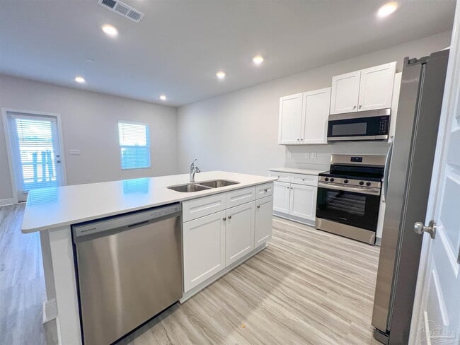 Photo - 3997 Pendragon Cir