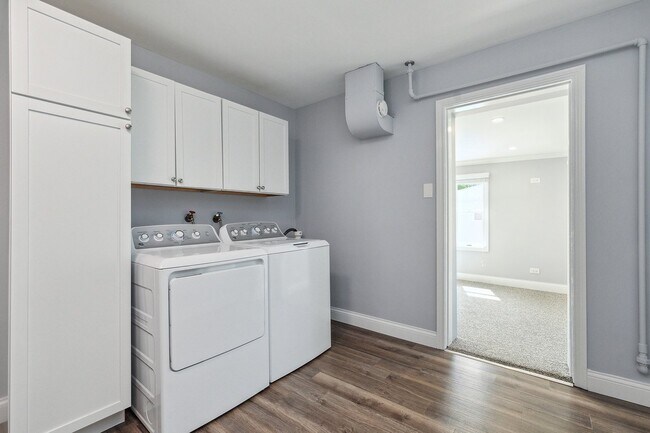 Photo - 9604 S Knox Ave