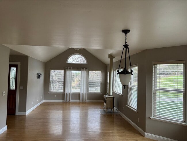 Photo - 14132 Bitney Springs Rd