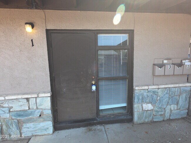 Country Club Apartments For Rent Mesa Az Forrent Com