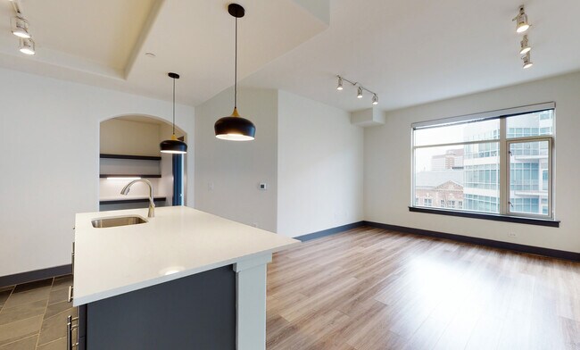 https://my.matterport.com/show/?m=2LF3epcr8J4&brand=0&play=1&wh=0&qs=1