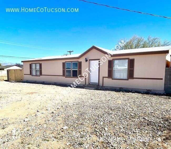 Building Photo - 5717 S Stewart Blvd