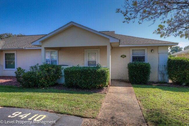 Move in special! 2/2 Duplex Showings will ... - Move in special! 2/2 Duplex Showings will ... House