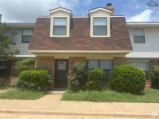 Building Photo - 2944 Gossett Dr Rental