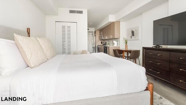 Photo - 1025 E 25th St Unit 609