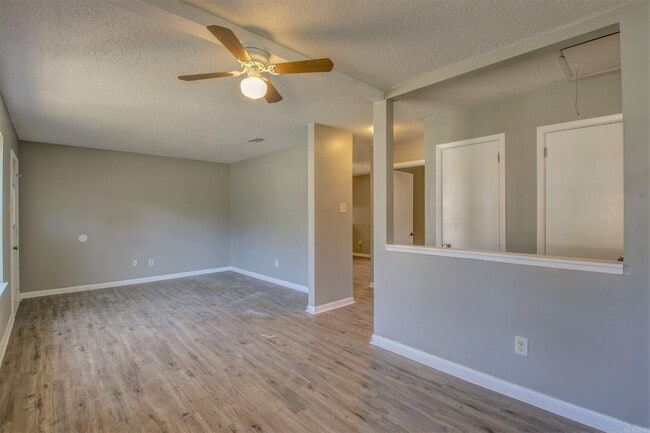 Photo - 3301 Green Dr