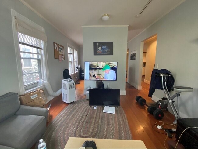 Photo - 140 Pearl St Unit 1
