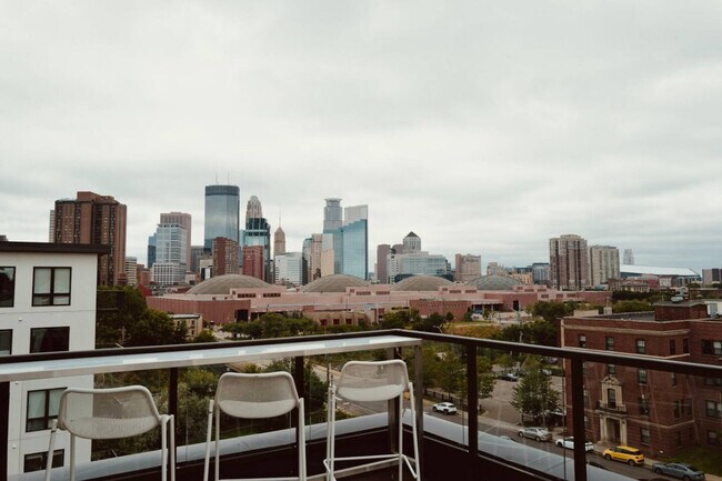 Photo - 10 E 18th St Unidad ID1383536P