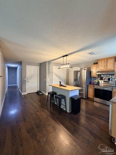 Photo - 5877 Tryton Cir