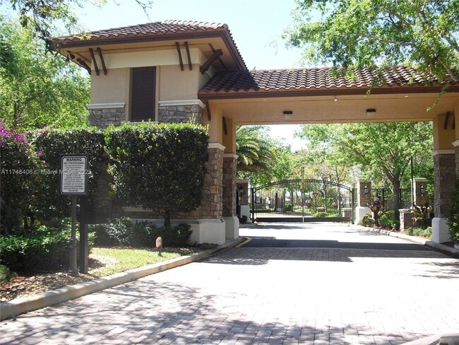 Photo - 2750 Jockey Cir