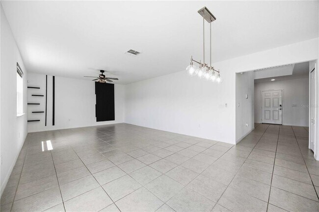 Photo - 525 Pawnee Ct
