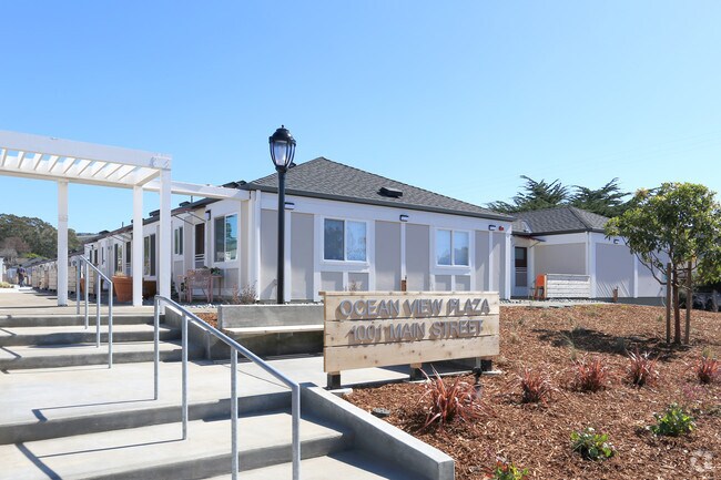 Photo - Ocean View Plaza
