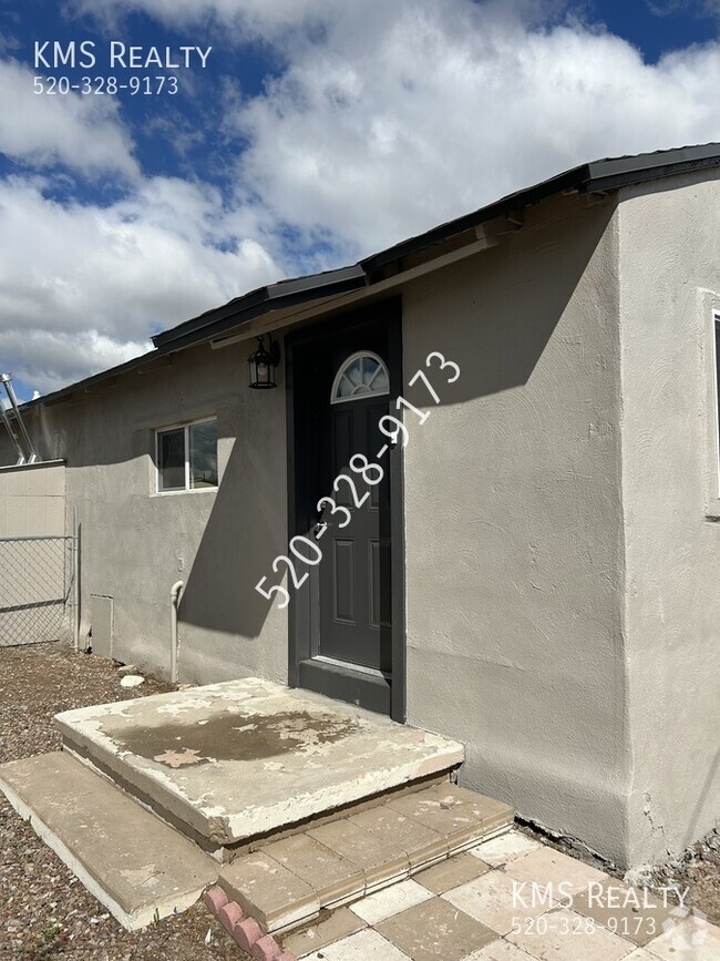 Building Photo - 1 Bed / 1Bath - OWNER/AGENT Unit 2 Rental