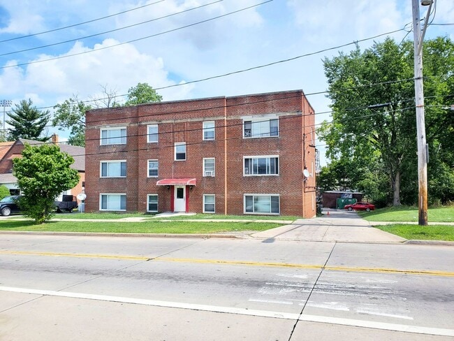 Photo - Smartland Lee-Mustang Apartments