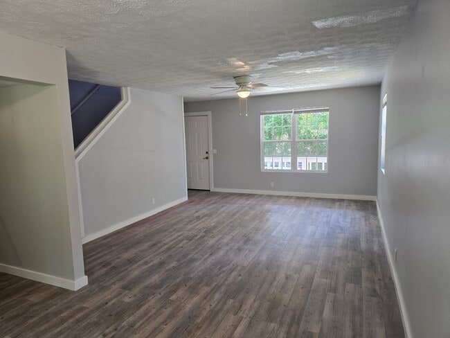 Photo - 511 Claiborne St