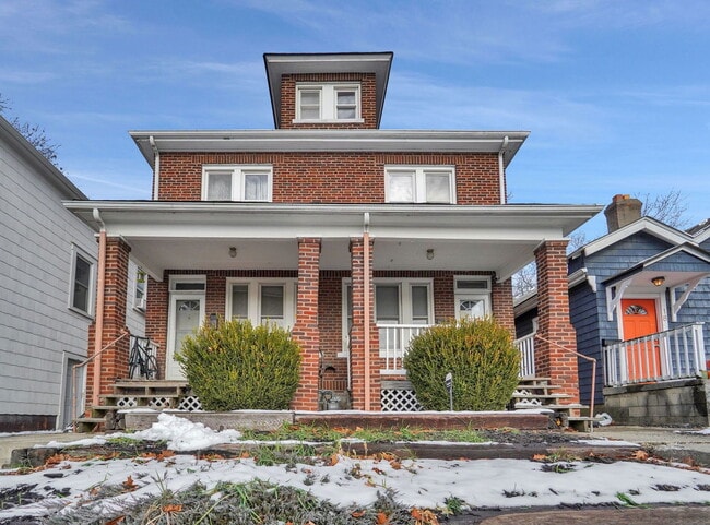 Building Photo - 182 E Patterson Ave